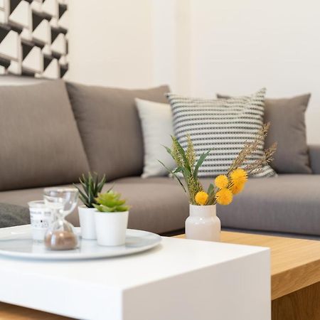 Pagrati'S Best Apartment 雅典 外观 照片